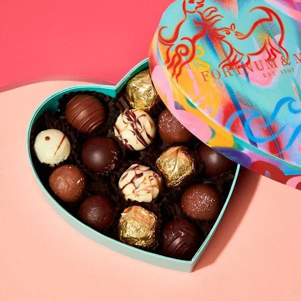 Heart Chocolate Selection Box, 210g