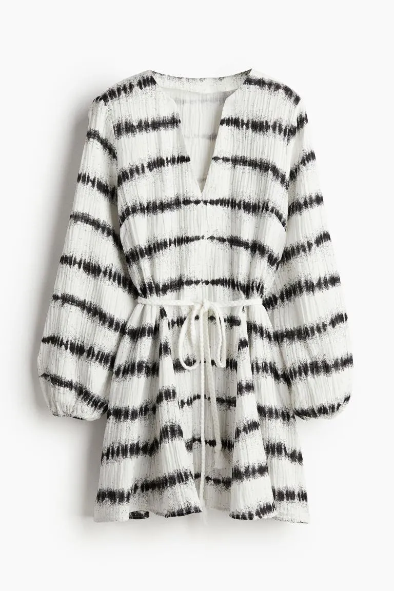 Tie-belt balloon-sleeved dress