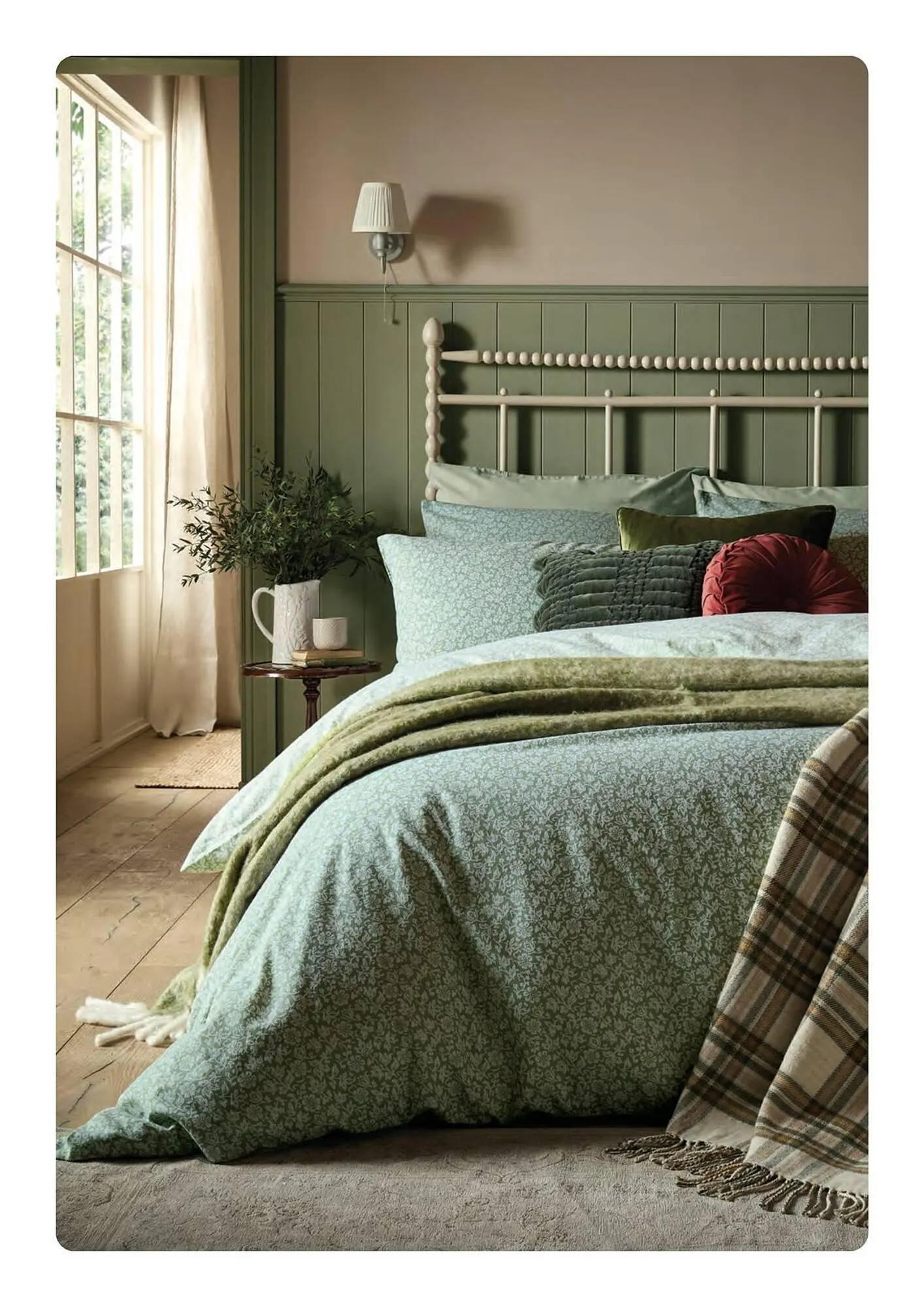 Laura Ashley catalogue from 30 September to 31 December 2025 - Catalogue Page 17