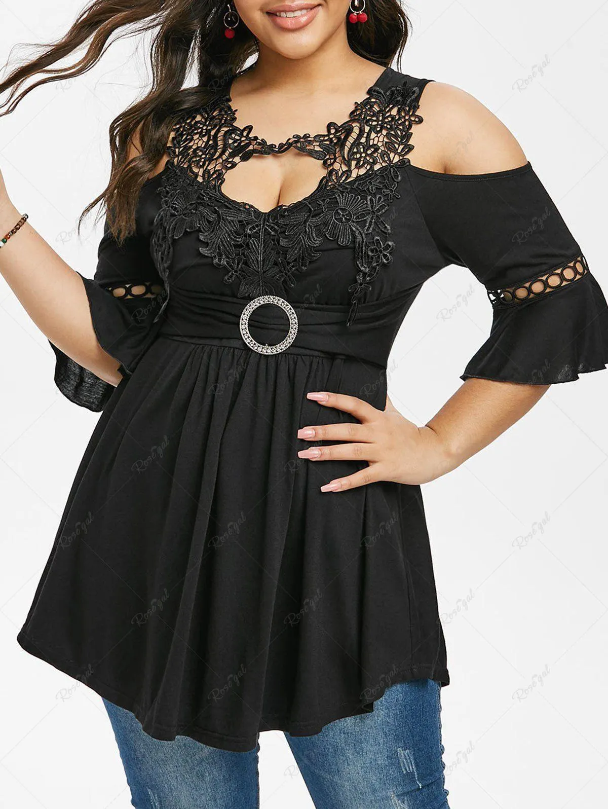 Plus Size Applique Hollow Out Buckle Cold Shoulder T-shirt - 2x | Us 18-20
