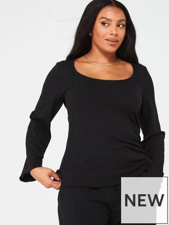 V by Very Curve Scoop Neck Flared Sleeve Rib Top - Black