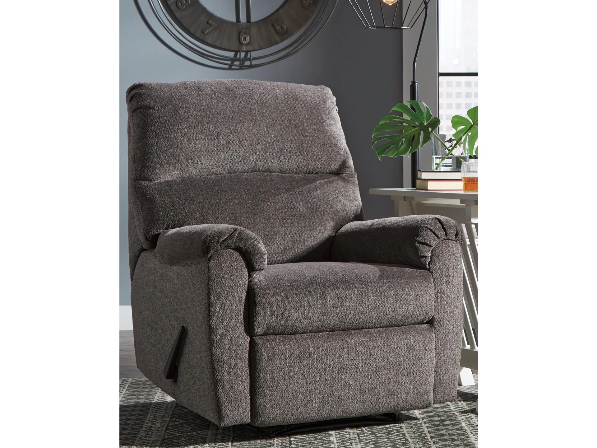 Nerviano Manual Recliner