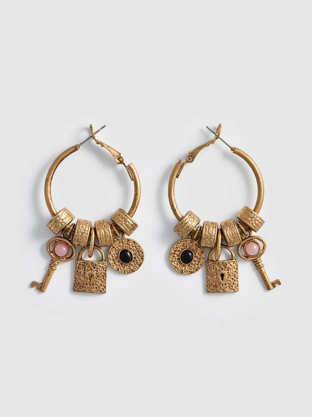 Paula Echevarría Vintage Charm Hoop Earrings