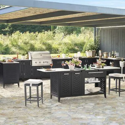 Westport Outdoor Kitchen in Jet Black Aluminum