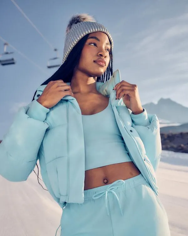 Gilly Hicks Active Recharge Plunge Tank