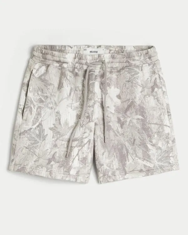 Mid-Thigh Camo Loose Fleece Shorts
