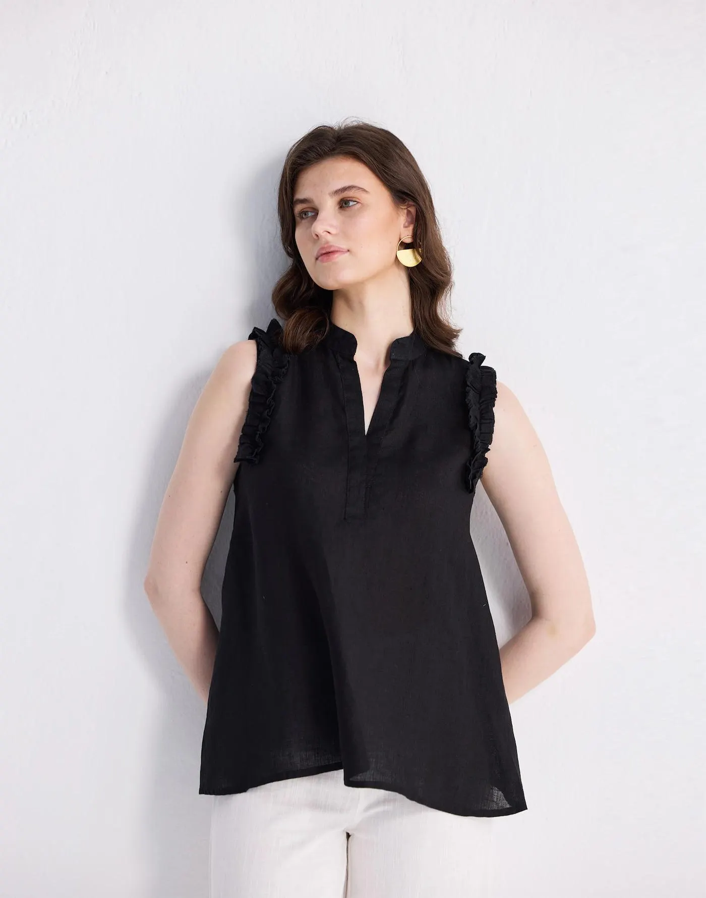Reistor® Sleeveless 100% Hemp Top with Ruffles in Black