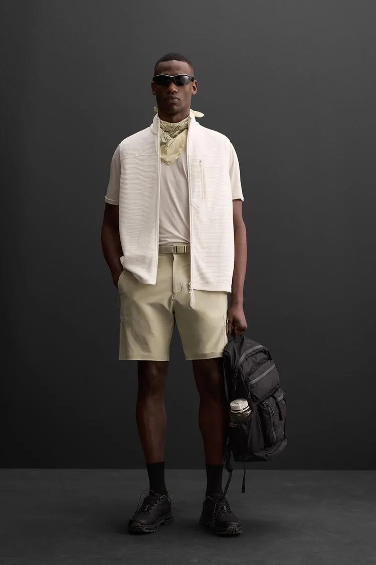 TREKKING CARGO SHORTS