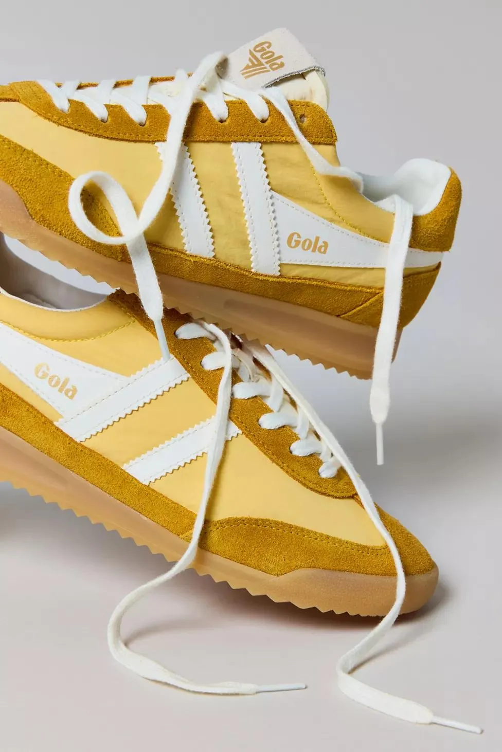 Gola Women's Firefly Sneaker