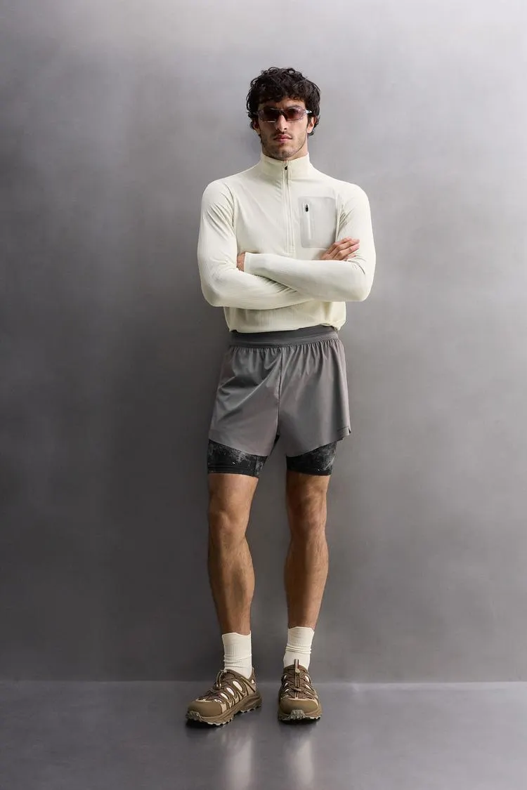 TECHNICAL QUARTER-ZIP SHIRT