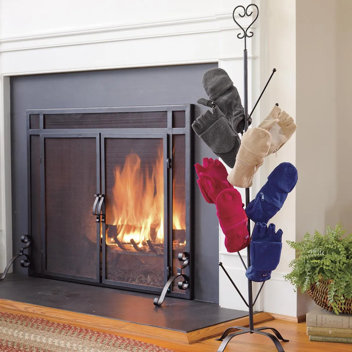 Mitten Tree with Heart Finial