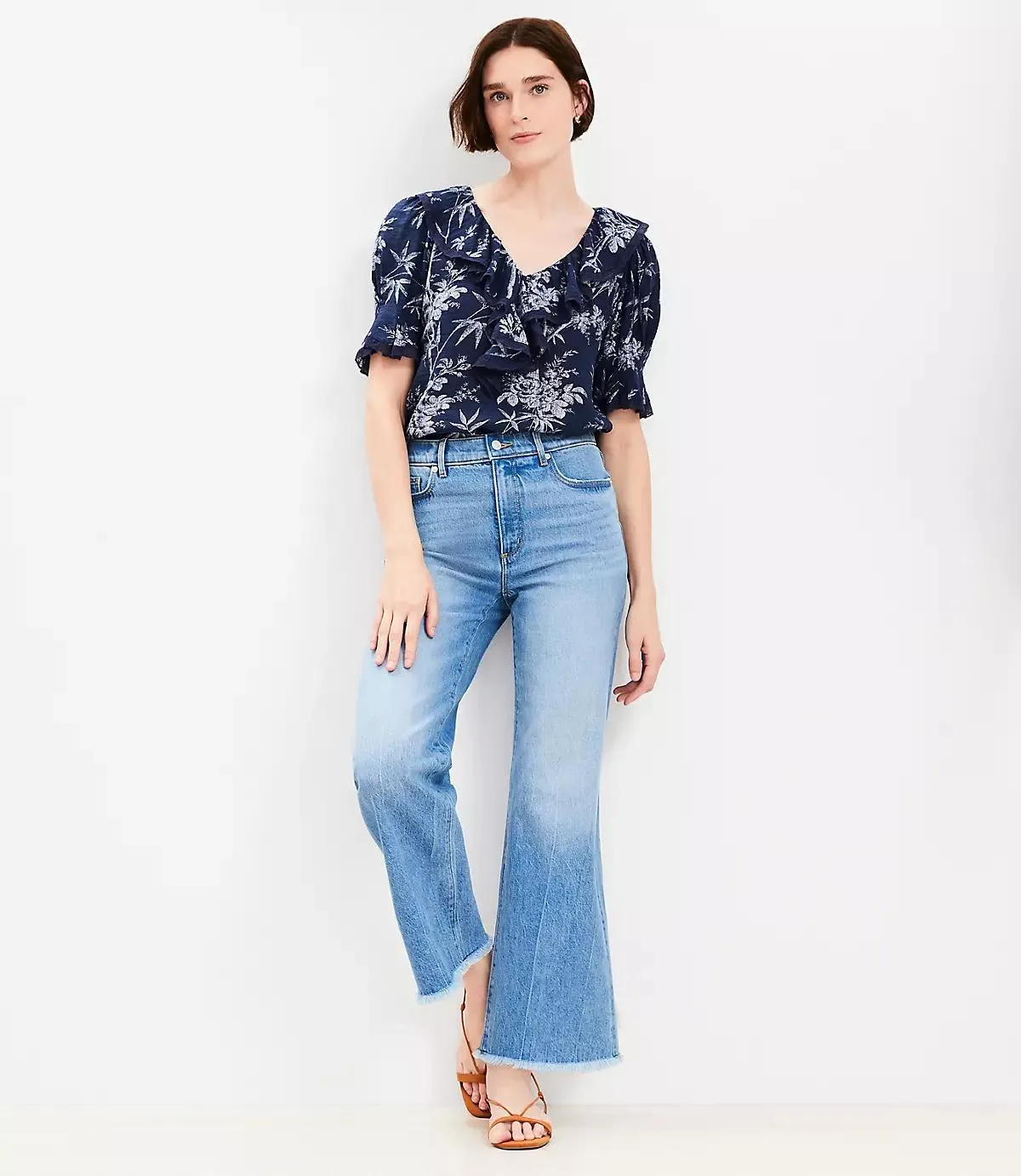 Frayed High Rise Wide Leg Crop Jeans in Light Wash