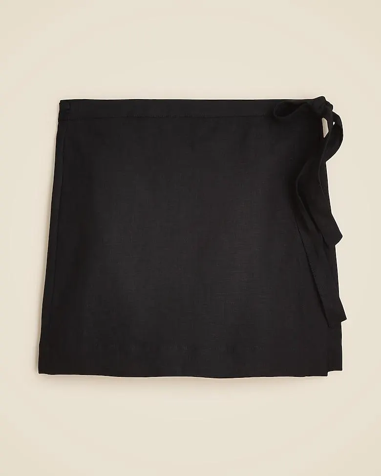 Wrap skirt in linen
