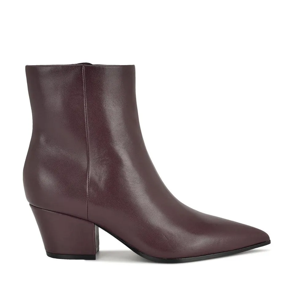 Savie Block Heel Ankle Leather Booties