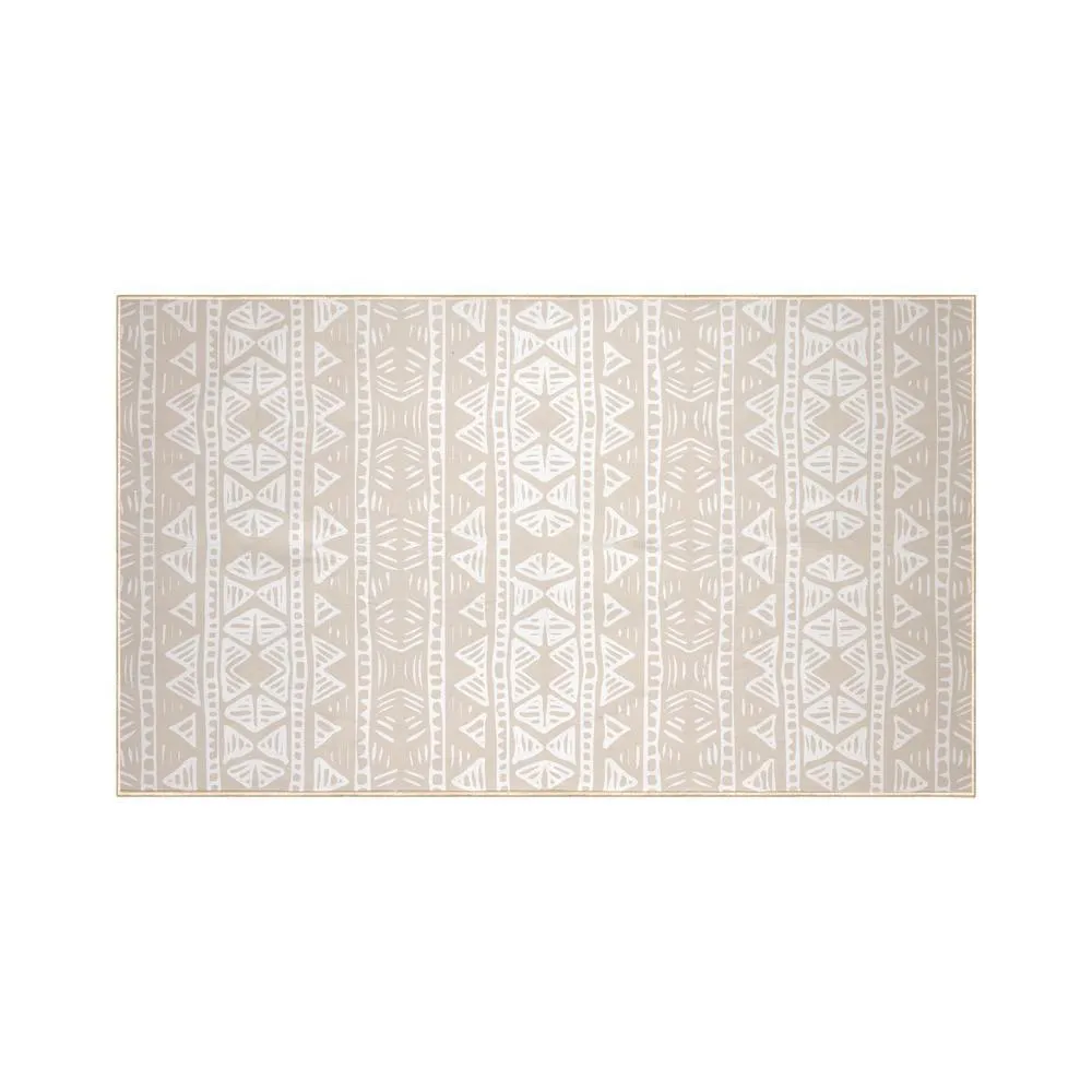 Boseda 26" x 3'9" Washable Mat