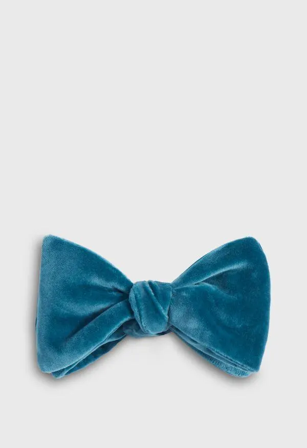Blunt Edge Velvet Bow Tie