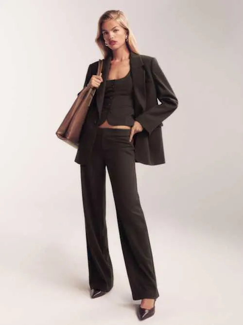 Petites Vida Low Rise Pant