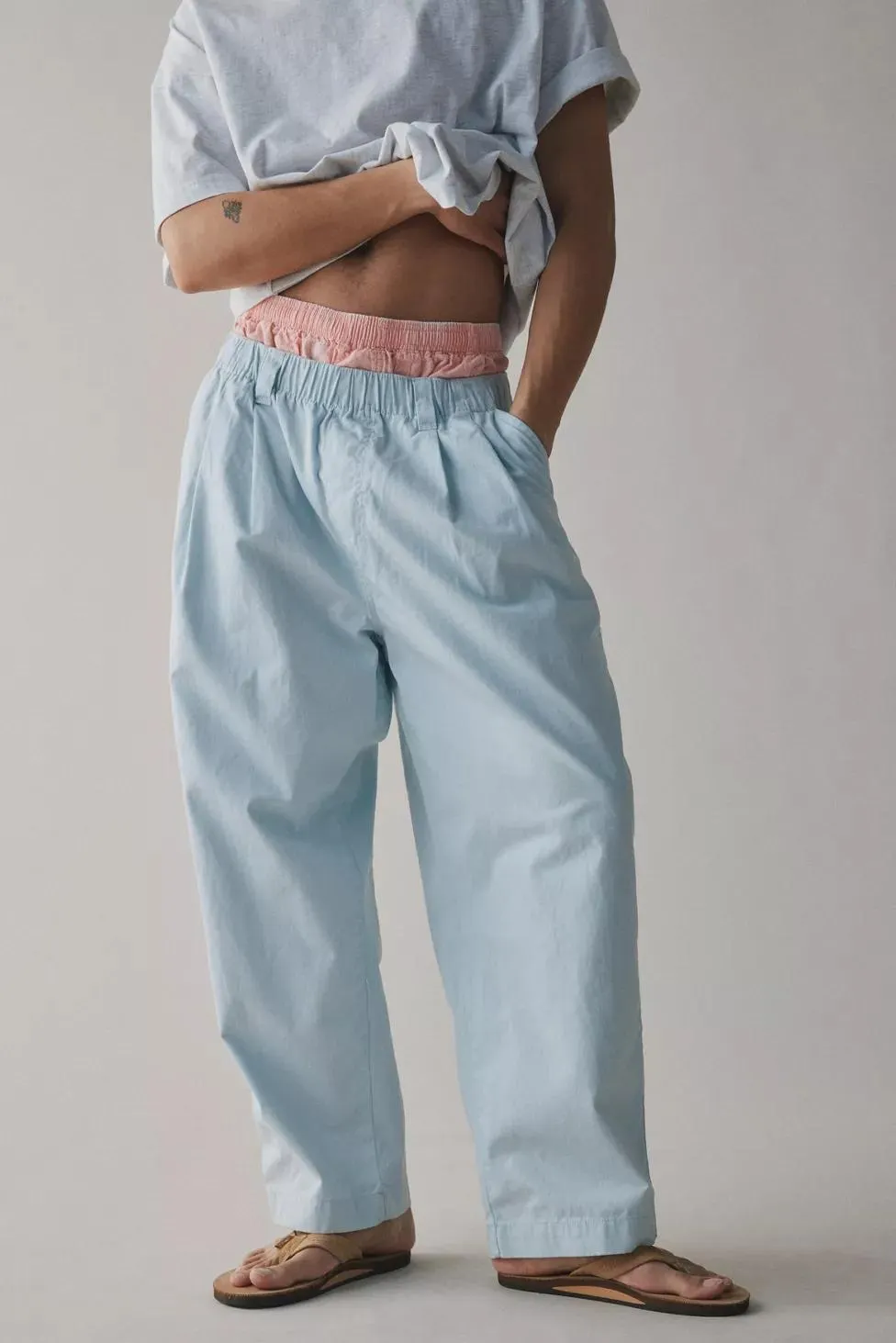 UO Wesley Twill Pull-On Chino Pant