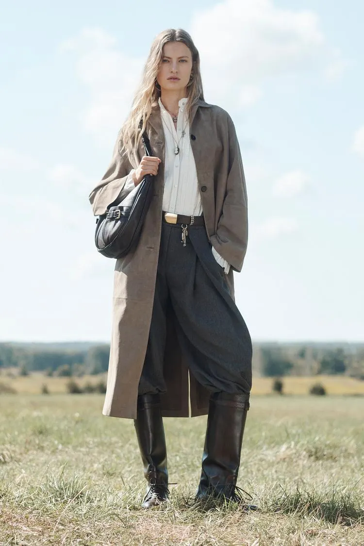 LEATHER SHOULDER BAG LIMITED EDITION