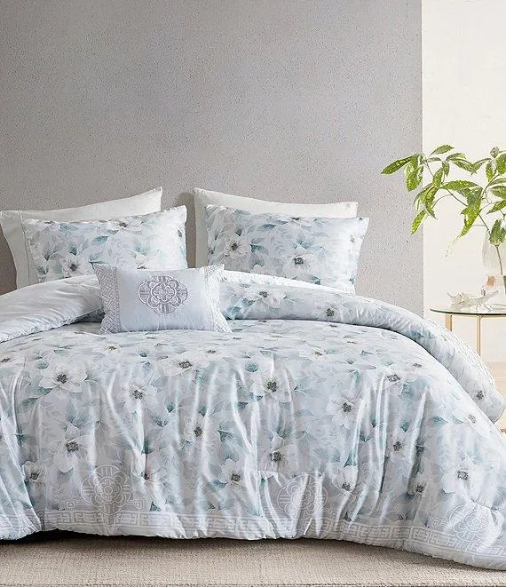 Eternal Blossom Print Oversized Comforter Set