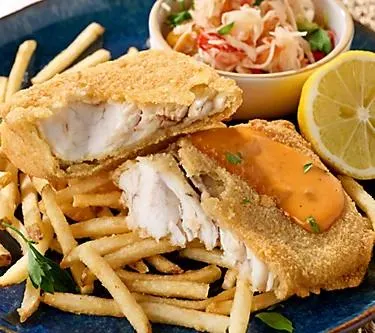 Australis (8) 5.5oz Breaded Center-Cut Barramundi Sea Bass Filets