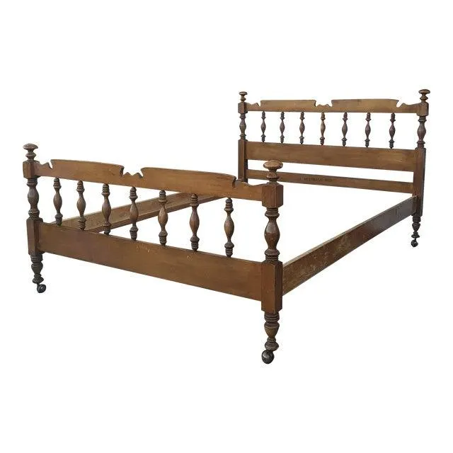 Mid 20th Century Spindle Spool Full Sized Bed