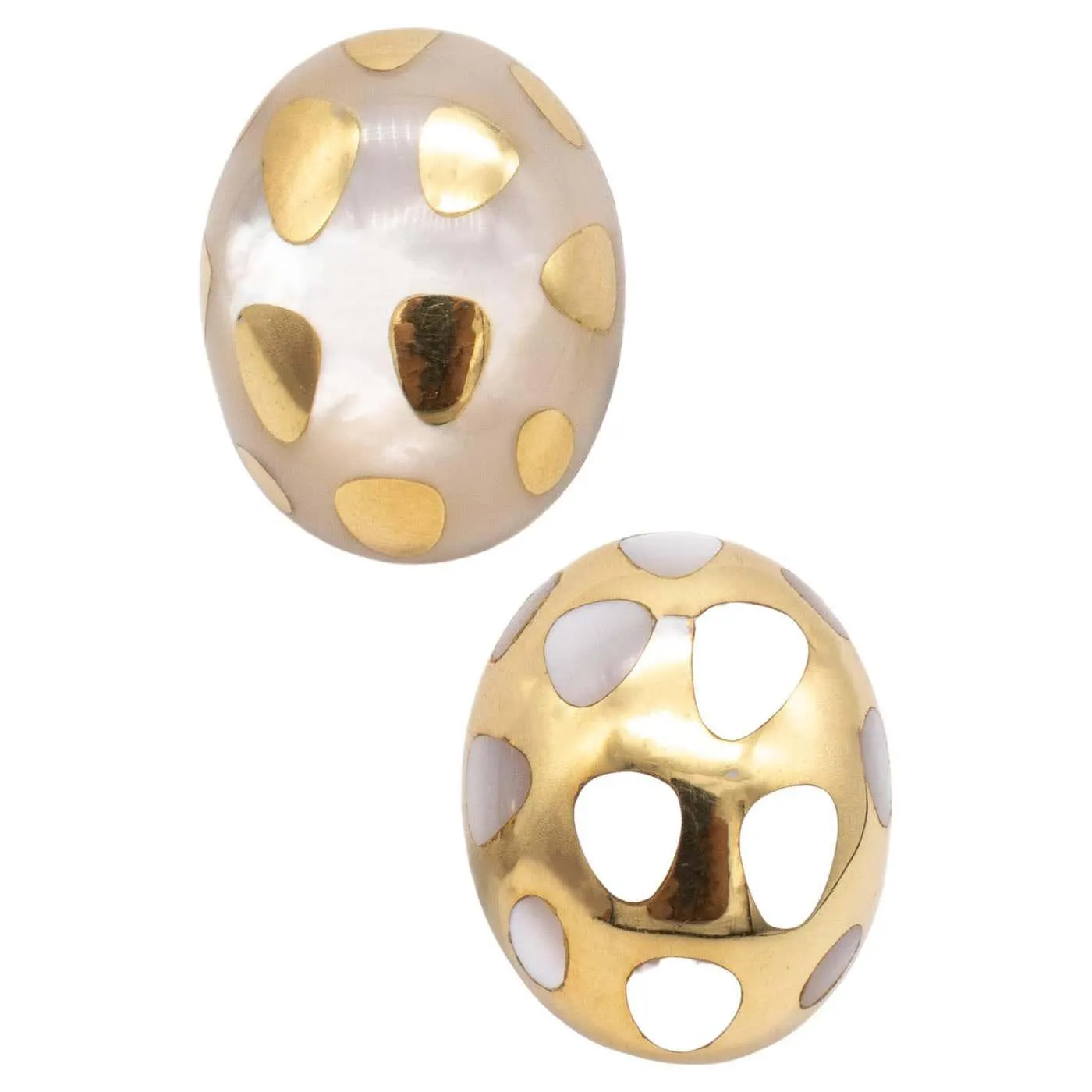 TIFFANY & CO. 1977 Angela Cummings Polka Dots Earrings 18Kt Gold White Nacre