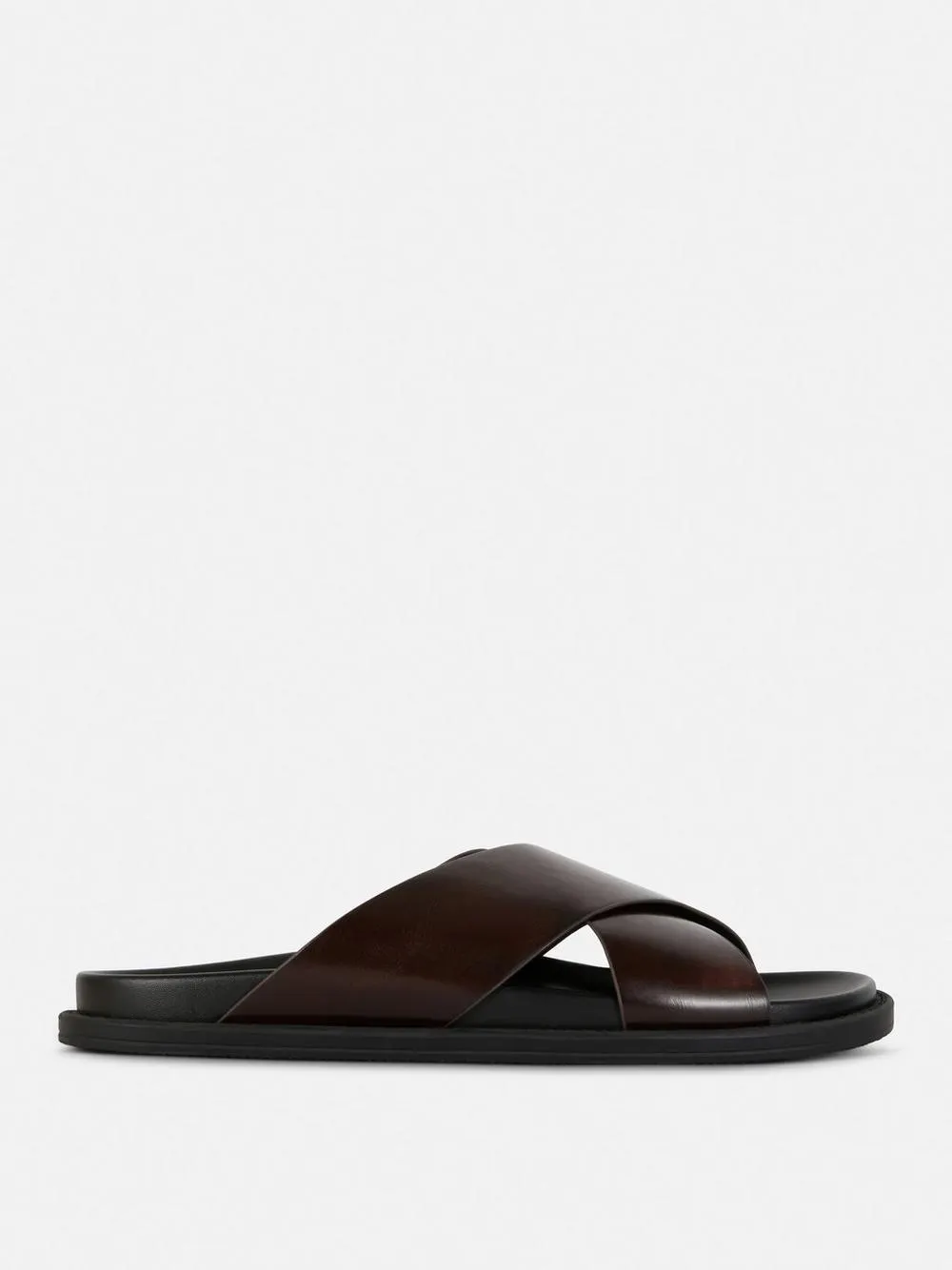 Chinelos tiras cruzadas