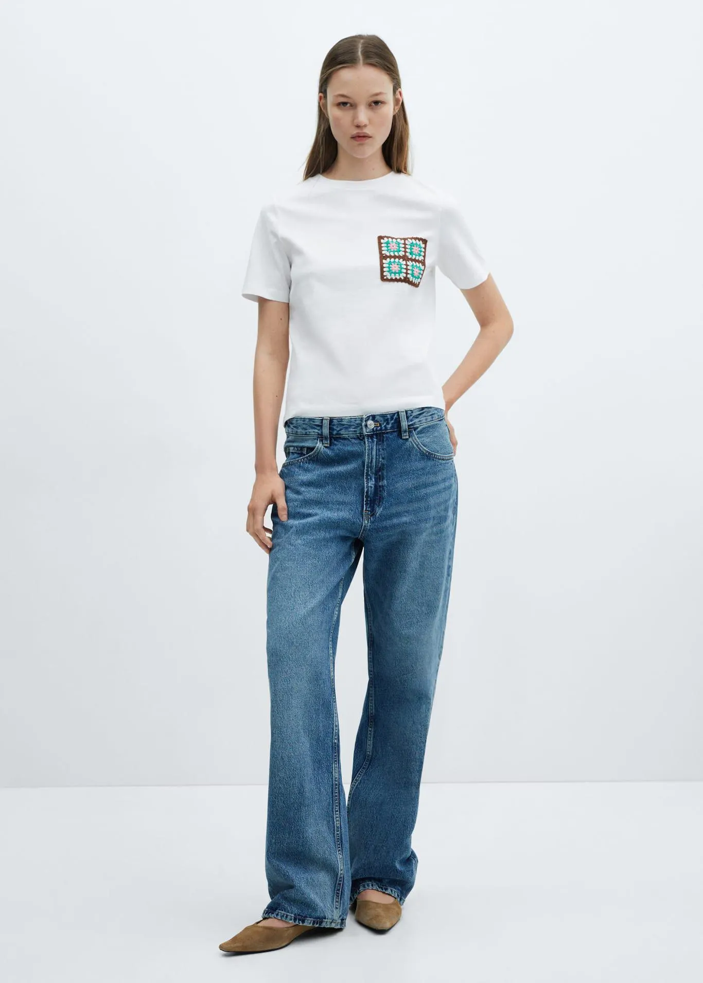 Crochet t-shirt with pocket