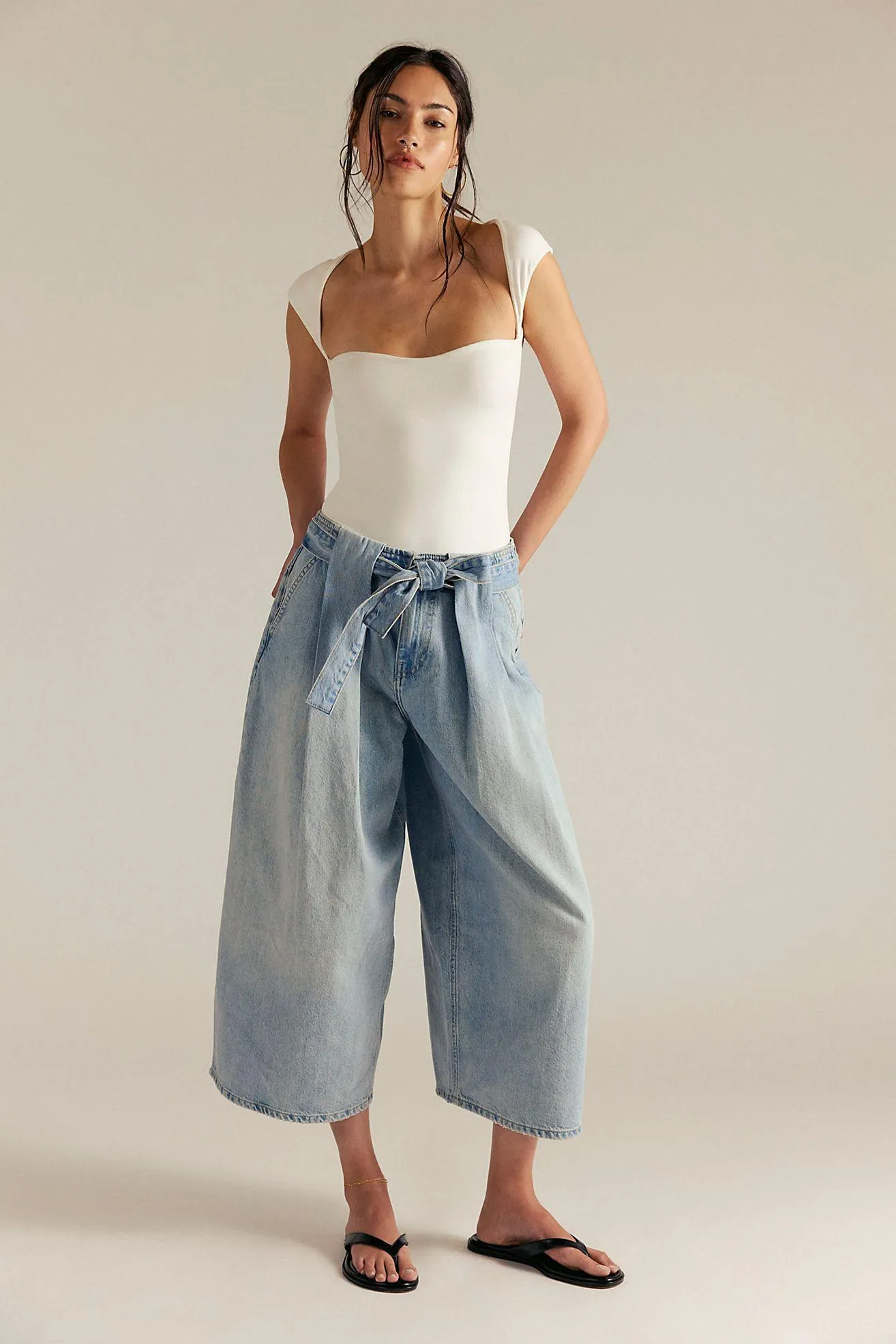 We The Free High Tide Belted Crop Jeans