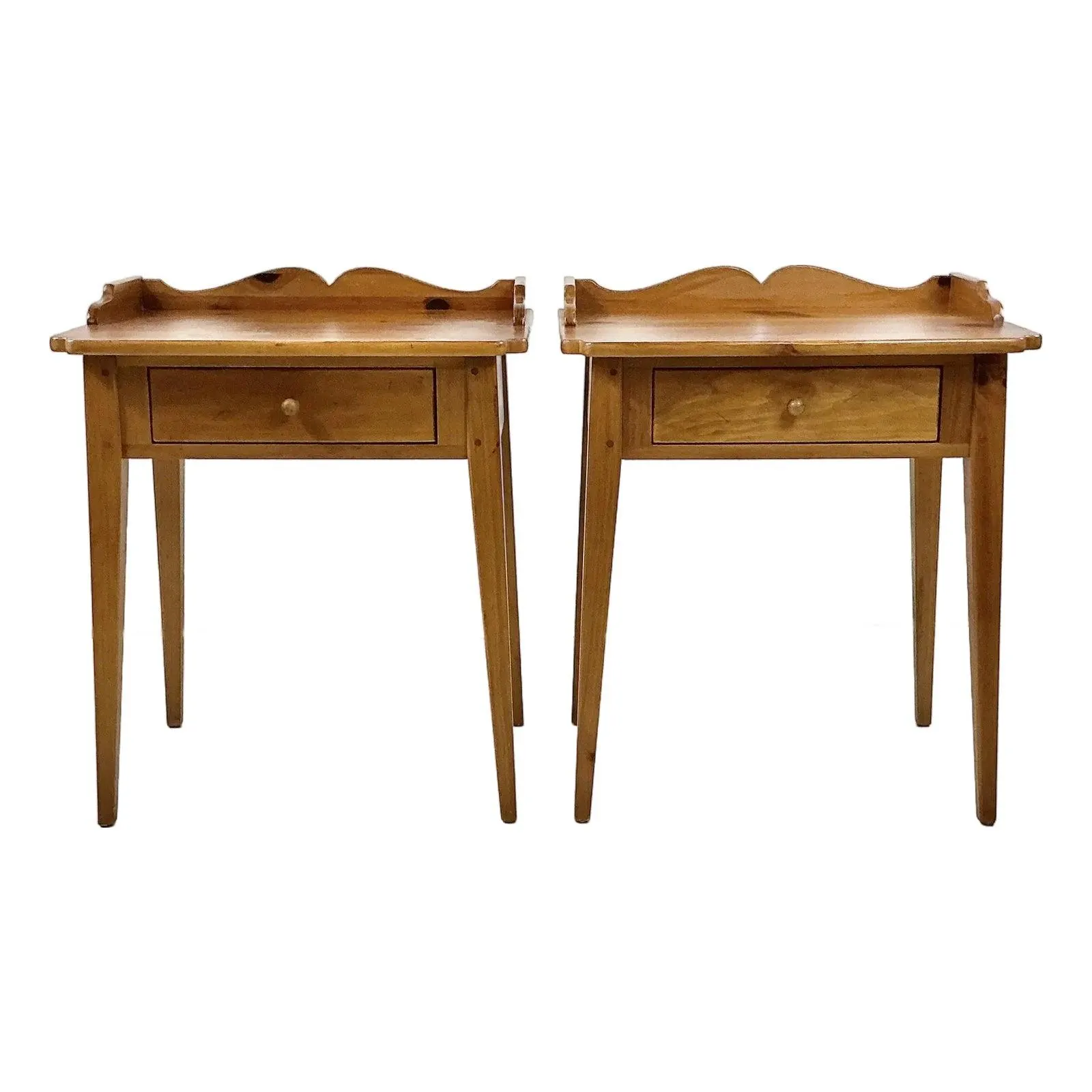 1970s Vintage Arts & Crafts Shaker Ethan Allen Pine Side Tables - A Pair, Country Craftsman Collection