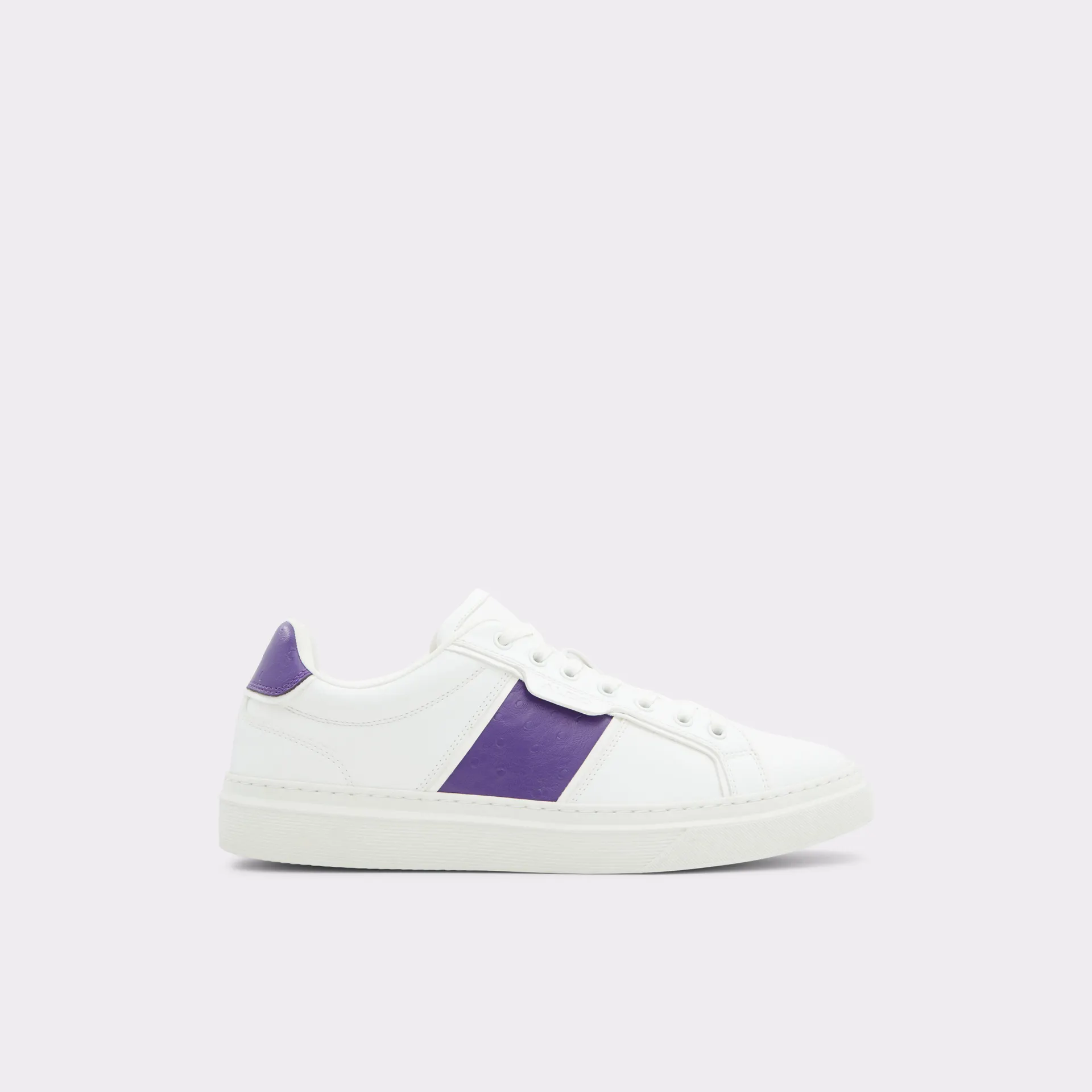 Courtline