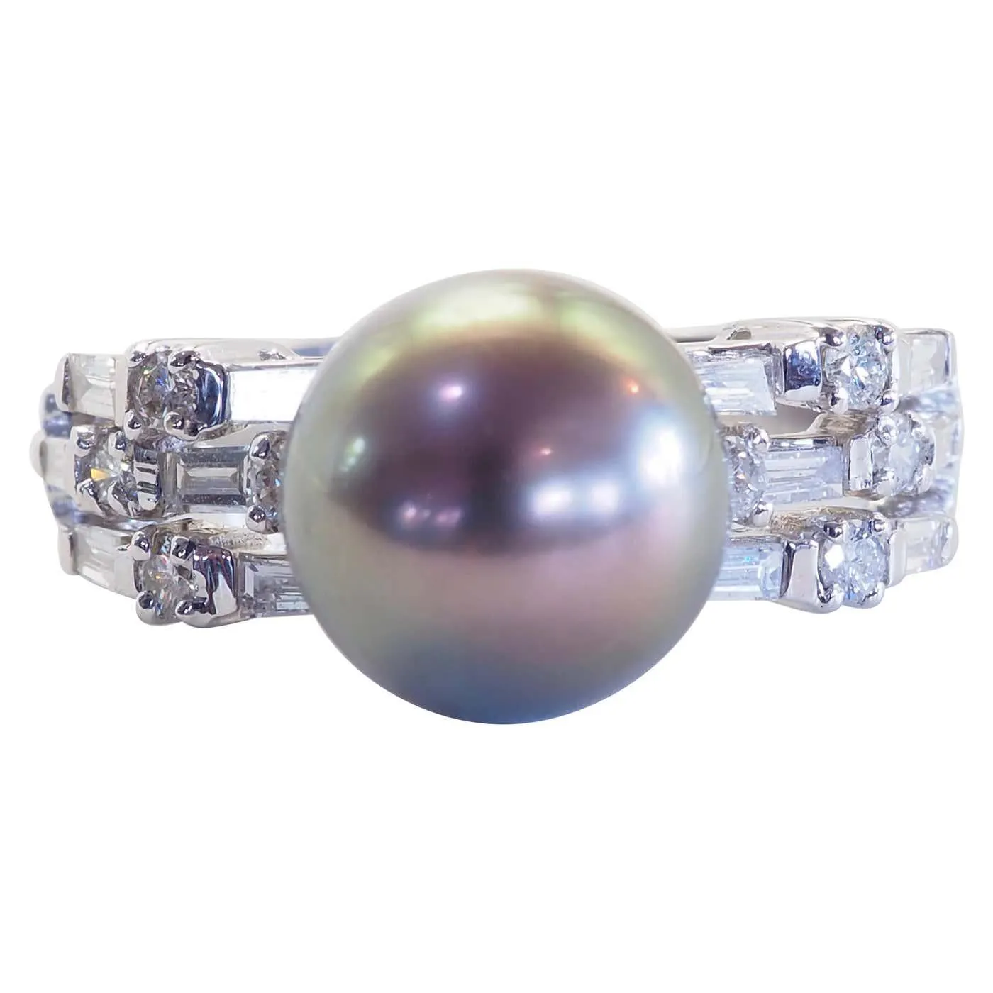 18K White Gold 9mm Tahiti Pearl & 0.40ct Diamonds Cocktail Split Shank Ring