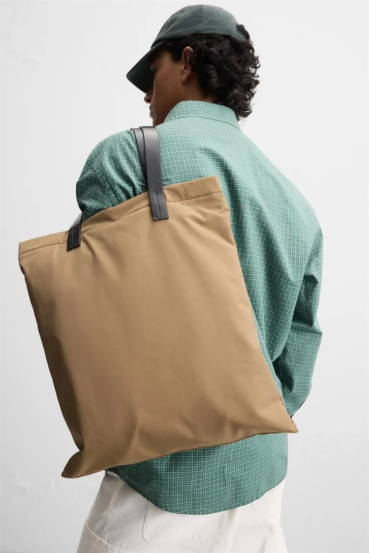 FABRIC AND LEATHER SHOPPER BAG