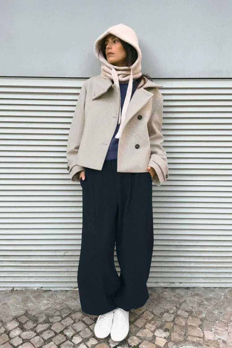 SHORT HIGH NECK COAT
