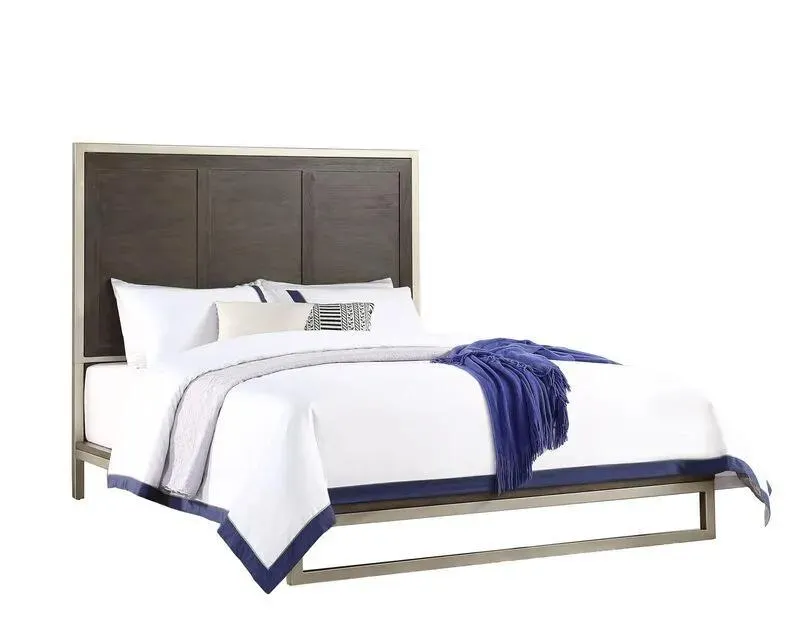 Broomfield Queen Suite