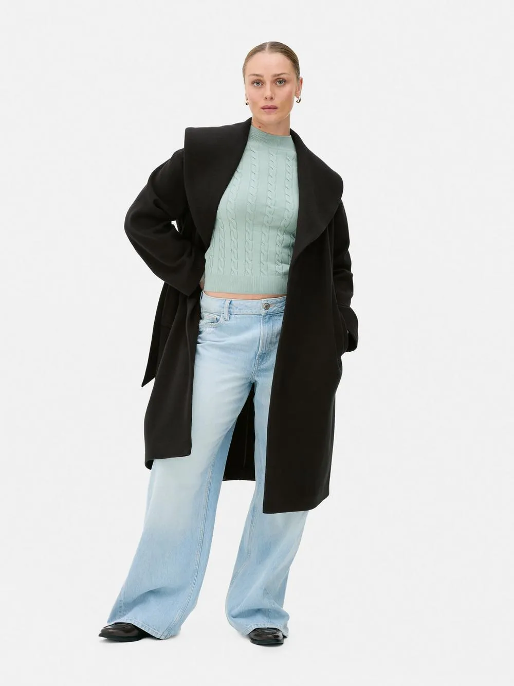 Cappotto a scialle con cintura