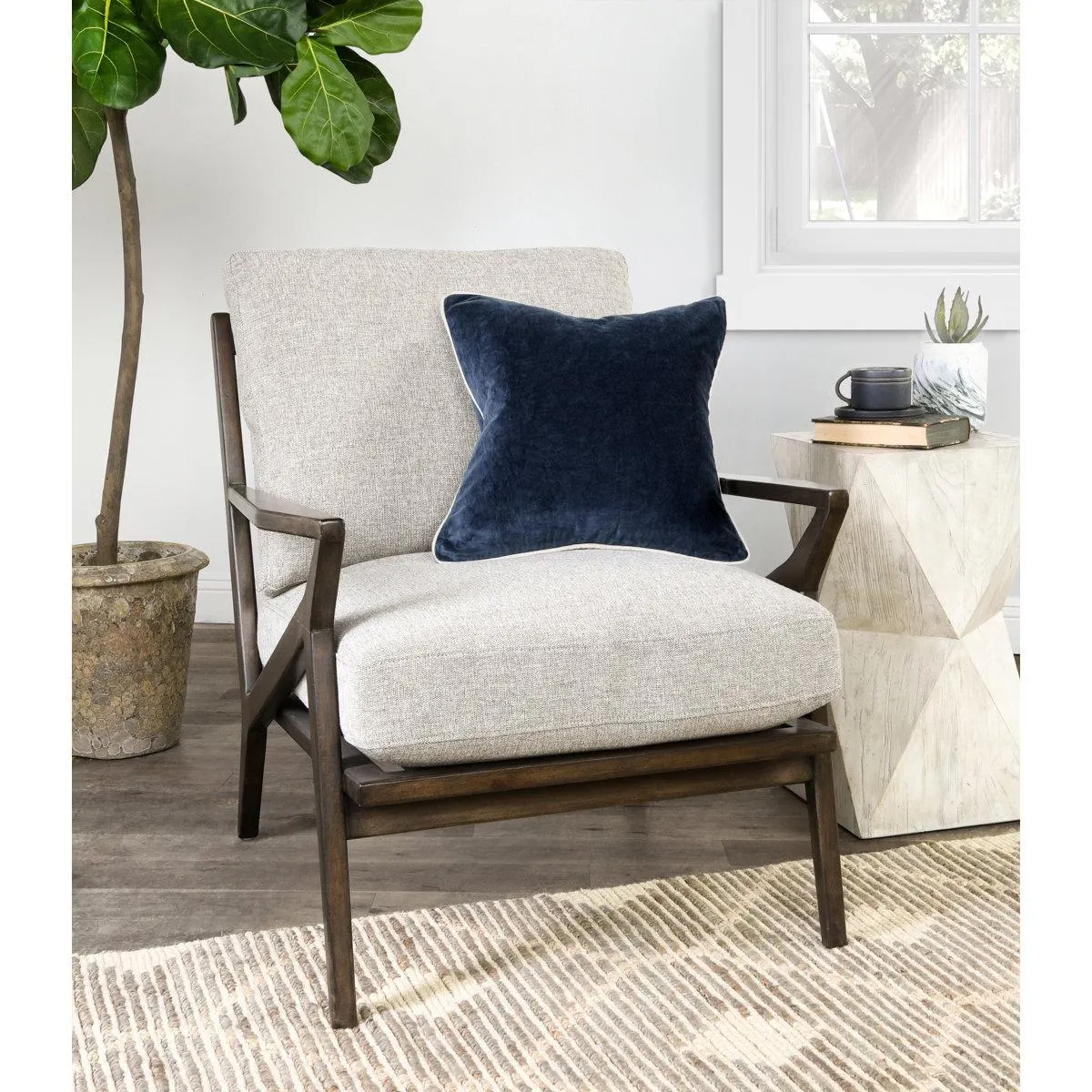 Goodall Velvet Pillow Cover & Insert