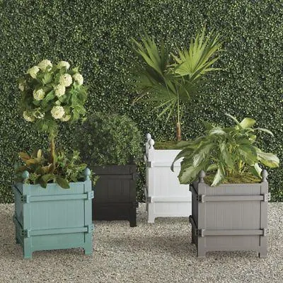 Versailles Planter
