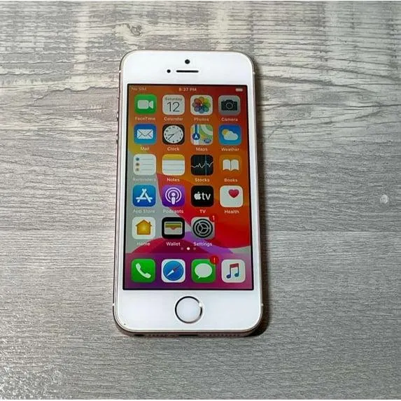 Pre-Owned Apple iPhone SE a1662 64GB Smartphone GSM Unlocked