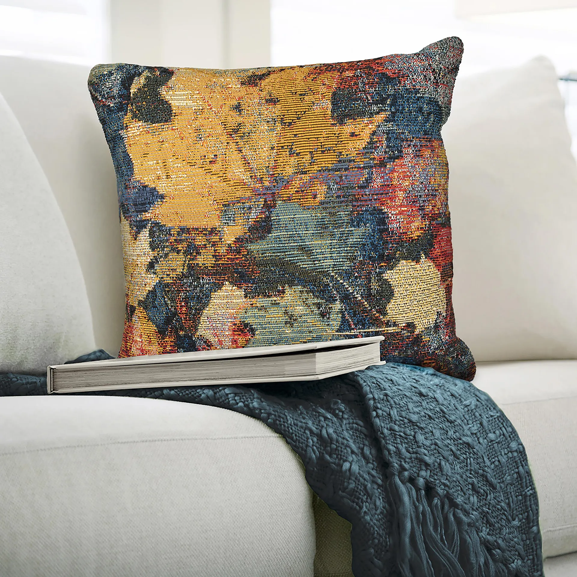 Indoor/Outdoor Autumn Leaves Polypropylene Throw Pillow