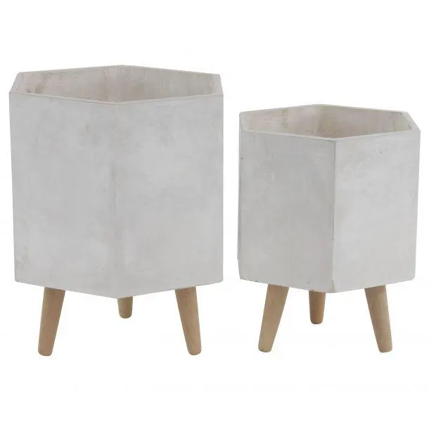 CosmoLiving by Cosmopolitan Set of 2 White Polystone Contemporary Planter, 15", 17"