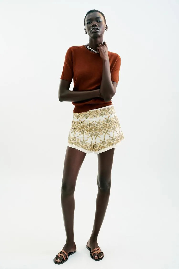 EMBROIDERED MIRROR SHORTS