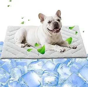 Dog Cooling Mat Self Coolings Foldable Cooling Pad for Dog in Summer Coolings Mat for Dogs and Cats Machine Washable (Medium)
