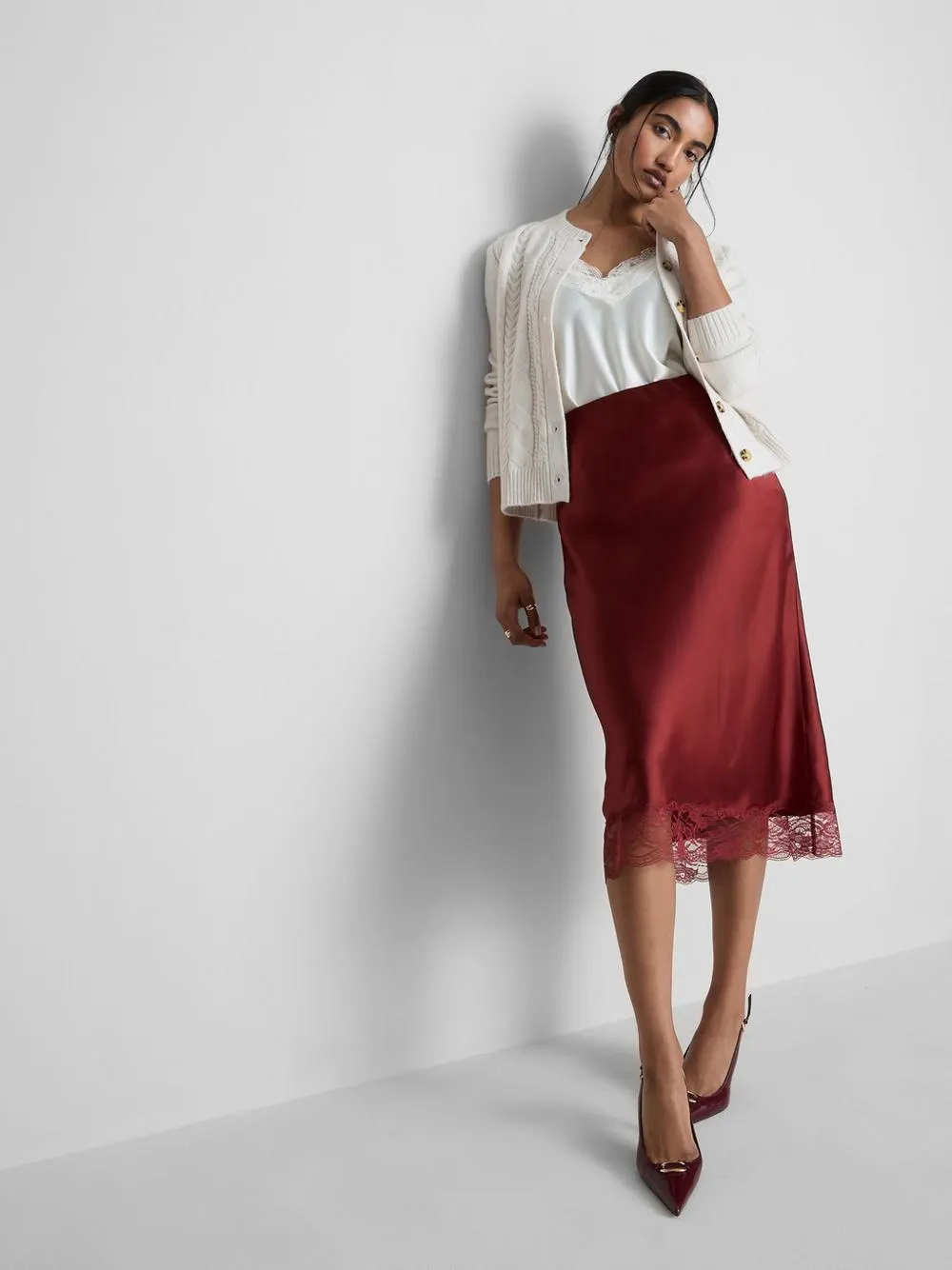 Cable Knit Crew Neck Cardigan