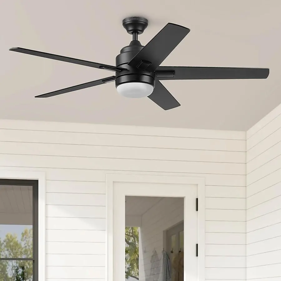 Harbor Breeze Flanagan III 52-in Color-Changing Integrated LED Outdoor Matte Black with Black/Driftwood Blades Ceiling Fan With Light - Remote Included ( 5 -Blade )