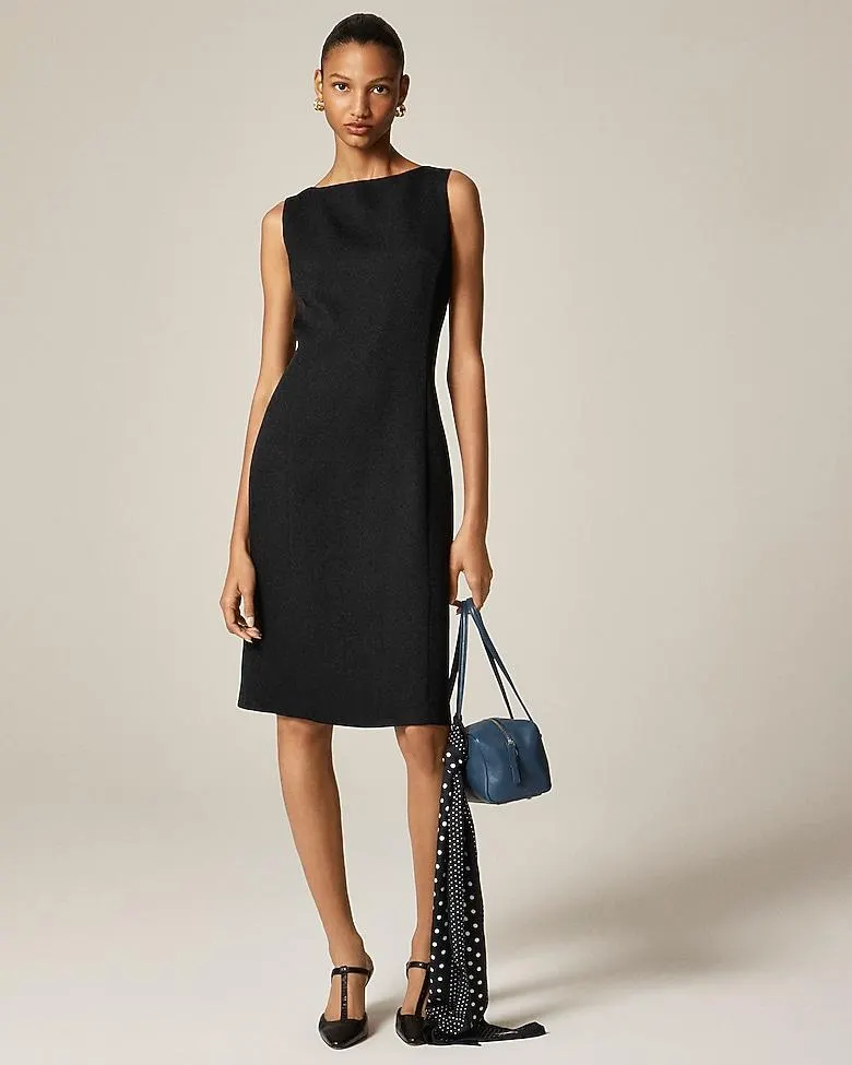 Sleeveless suit dress in bouclé