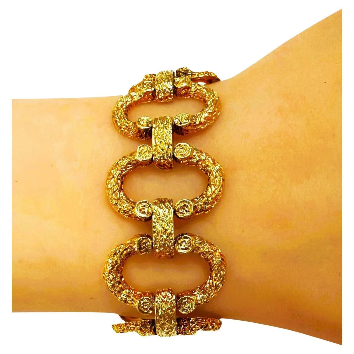 Vintage 14K Yellow Gold Textured Chunky Link Bracelet 31.70 grams