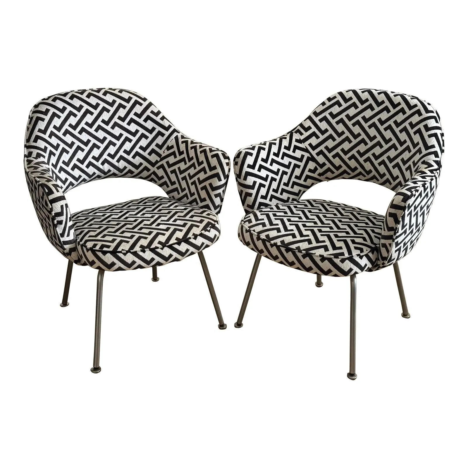 1950s Saarinen Executive Armchairs - Set of 2