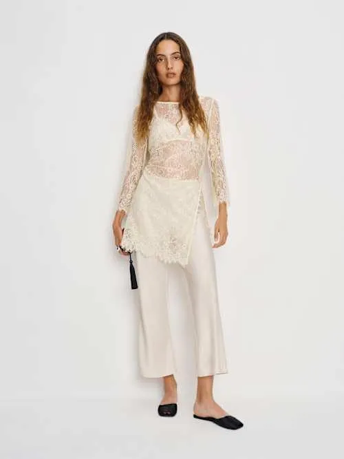 Gale Satin Mid Rise Capri Pant